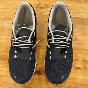 On and cloudtec shoes men size 7